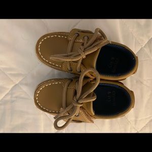 Crown & Ivy tan “Captain” Shoes